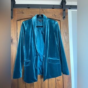 Beautiful Turq Velvet INC Blazer